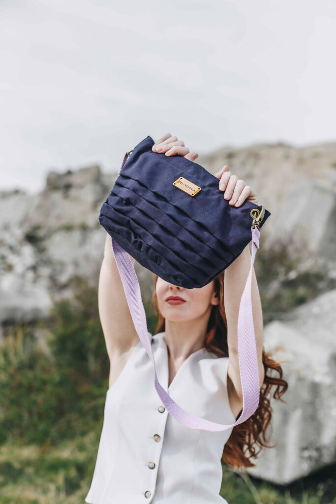 Bolso-bandolera-ardora-grande-marino-01